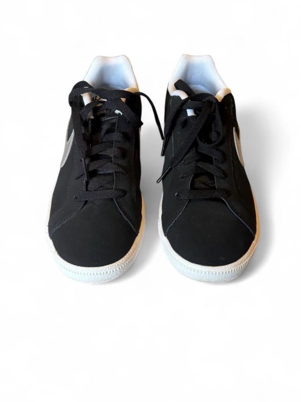 Nike court royale black white with metallic silver
